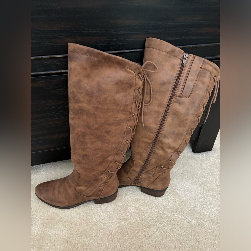 Brown lace up boots
